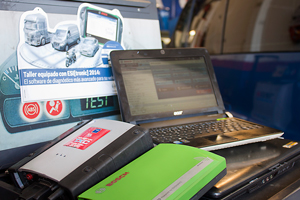 Diagnosis por ordenador en el taller mecánico Biyak en Hernani